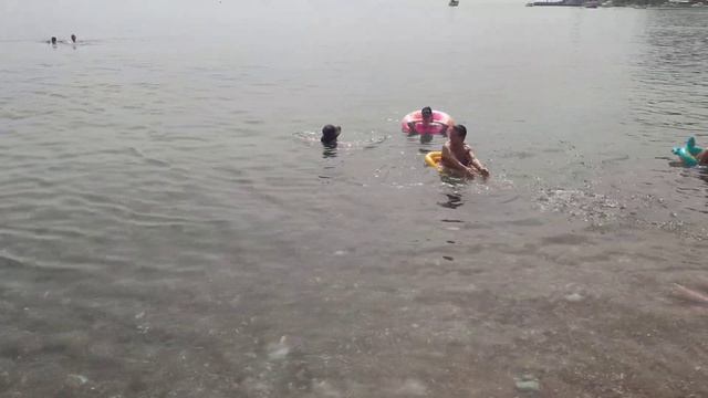 Купаемся в Адриатическом море! смотреть онлайн