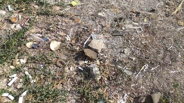 ПОИСК МЕТАЛЛОЛОМА ВОЗЛЕ МУСОРНЫХ КОНТЕЙНЕРОВ! смотреть онлайн