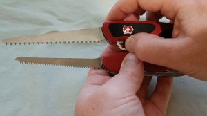 Victorinox. Trailmaster vs Rangergrip.