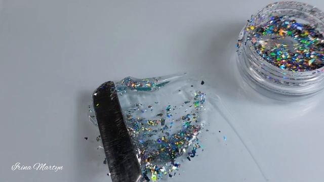 Замес геля с блёстками.