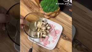 Яичная запеканка с шампиньонами, ветчиной и овощами?