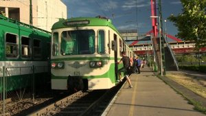 Электропоезда в Будапеште на метро линии H7 1 / EMU train on Budapest train line H7 1