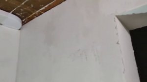 Доводим до ума пристрой из пеноблока. Внутри делаем полы, стены, отделка санузла. Часть 5.