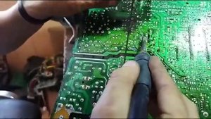 ремонт для начинающих  телевизор samsung горизонтальные полосы верху экрана