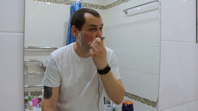 Бритье. Сравнение станков Gillette & Muhle R41. смотреть онлайн