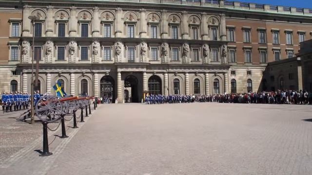 Стокгольм, королевская гвардия смотреть онлайн