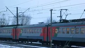 Электропоезд ЭР2Т-7194 отправляется с Витебского вокзала / EMU ER2T-7194, SPb