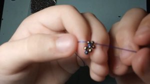 Как делать фенечки из бисера