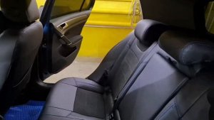 Чехлы на Volkswagen Golf 7 (Comfort Line), 2012 - 2017 серии "Alcantara" - синяя строчка