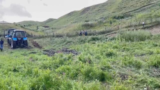 На конец Смогли Спасать Трактор XTЗ Т-150 из Болота.mp4 смотреть онлайн