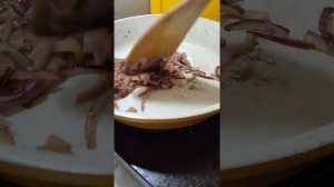 How to make caramelized onion condiment? Subject: Red onion - Allium cepa