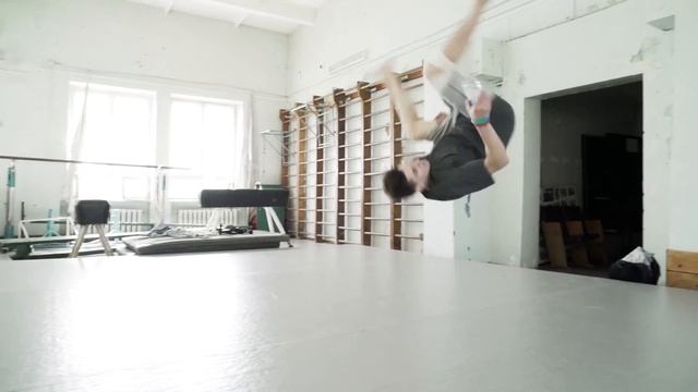 Видеопрофайл: трейсер Максим Болотских смотреть онлайн