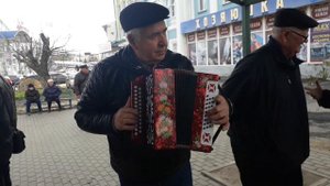 Артемов Николай в сквере гармонистов г. Орел