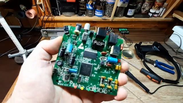 Ремонт устройства (модем). ADSL2+MODEM. Заменил 6 конденсаторов. смотреть онлайн