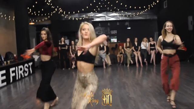 Bachata Lady Style by Kate King | Natalia, Olga, Yaroslava | SBK Project смотреть онлайн