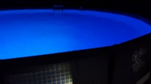 Подсветка бассейна.  И ньюансы изоляции.