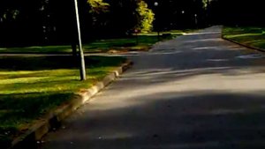 Мама на велике.mp4