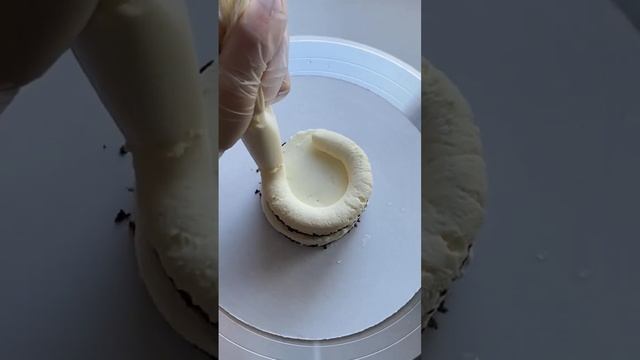 Сборка бенто торта с 《бананом и карамелью》 #сборка #сборкаторта