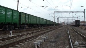 ВЛ60К-2466 с грузовым поездом