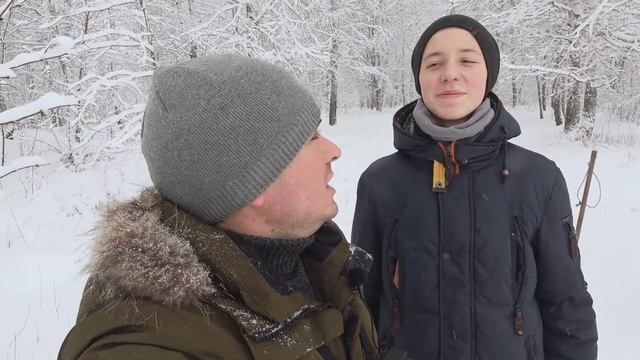 Рыбак видит издалека! РЫБАЛКА на 2 ДНЯ ЗИМОЙ или МАНКА ВЫРУЧАЕТ
