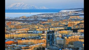 Опустилась ночь над Магаданом.