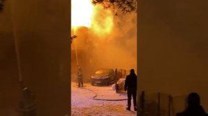 ТУШЕНИЕ ПОЖАРА | ГОРЯЩИЙ ДОМ | Пожар в частном Доме