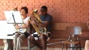 Grupo de tubas e euphoniums do 10º FMM - Scarborough Fair -