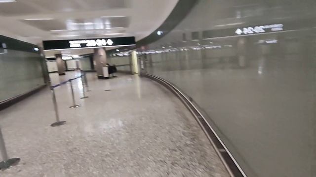 Malpensa express: Milano Cardona Malpensa airport - Milano Cardona. Walking in airport Malpensa. смотреть онлайн