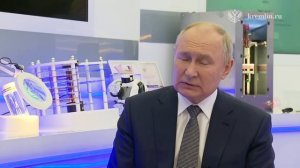 Путин поделился впечатлениями от интервью с Такером Карлсоном