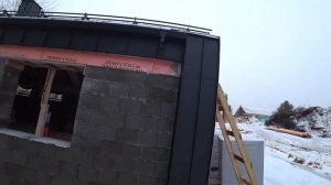 Объемный вентилируемый конек на фальцевой кровле