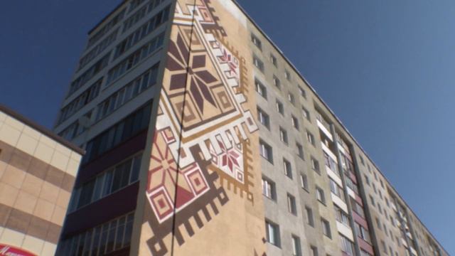 СТК. На фасады домов наносят композиции с элементами орнамента смотреть онлайн