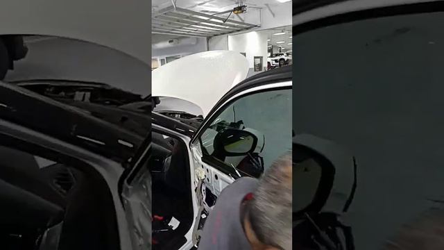 como quitar un espejo sencillo de un 21 Nissan rogue... ???