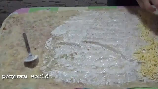 Рулет из лаваша с сыром, ветчиной, морковкой