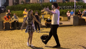 Georgian Dance Lezginka 2023 Девушка Танцует Бомба Салам Лезгинка В Тбилиси Шардени ALISHKA Salam