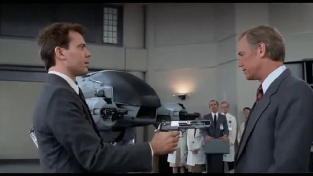 Трагическая презентация нового робота Робокоп 1997 смотреть онлайн