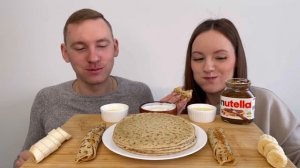 МУКБАНГ БЛИНЫ НУТЕЛЛА СГУЩЕНКА ответы на вопросы | MUKBANG PANCAKES NUTELLA CONDENSED MILK