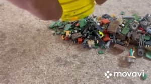 Заработок денег на мусоре. Минск. Витёк мусорщик