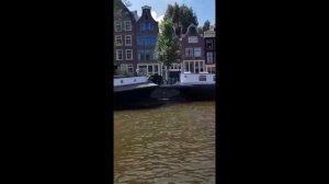 Река Маас ( Мёз ) объединяющая две страны 💦📉