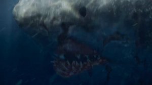 Джейсон Стейтем уничтожает одного из двух Мегалодонов | Мег 2: Бездна (2023)
