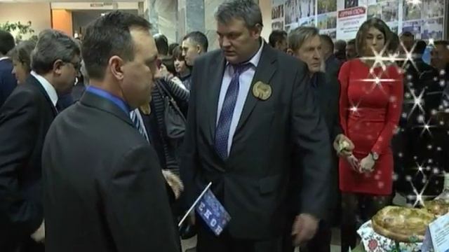 Новогоднее обращение главы Омского района Геннадия Долматова к жителям смотреть онлайн