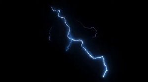 Футаж молния на черном фоне
