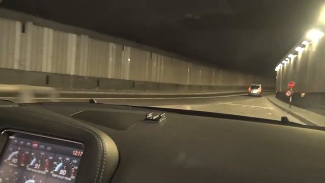 Who needs a flamethrower when you got an R35? 🔥🔥🔥 смотреть онлайн