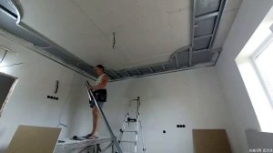 двух ярусный потолок.