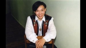 Александр Самсонов-Айыы Уола "Көҥүл ырыата"