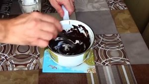 Сметанно-шоколадный крем. Шоколадно-сметанный крем. Крем из шоколада. Рецепт шоколадного крема.