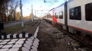 Ласточка 160 км/ч. ЭС2ГП-015 с приветливой бригадой по станции Славянка.