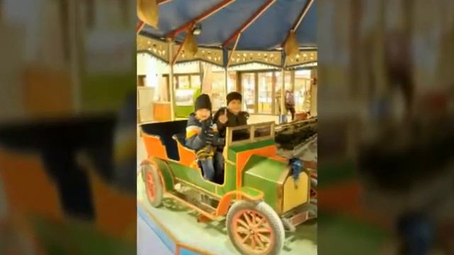 Аюб Ахмадов- за тобой всё лето летал ты бежишь а я попетам смотреть онлайн