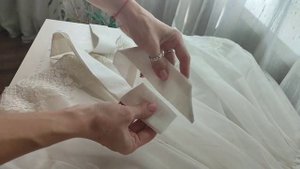 Как шить школьный фартук на 1 сентября ?