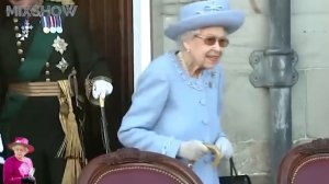 Елизавета II – Как Живет Королева Великобритании и Куда Тратит Свои Миллионы