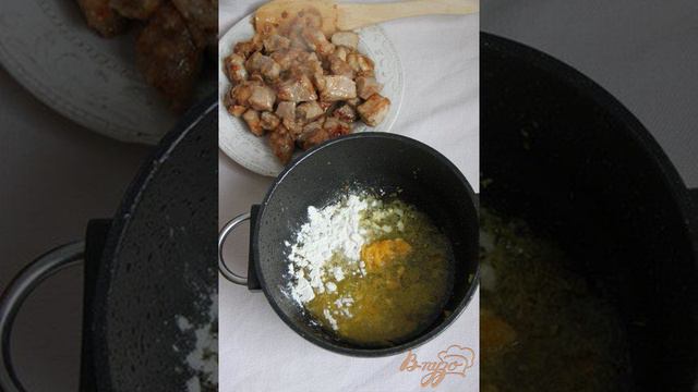 Свинина в соусе с клюквой